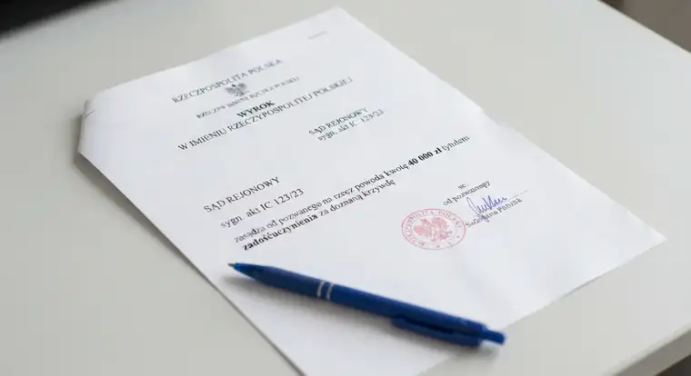 Zadośćuczynienie za krzywdę a podatek - dokumenty sądowe, ugoda i rozliczenie PIT w praktyce podatnika